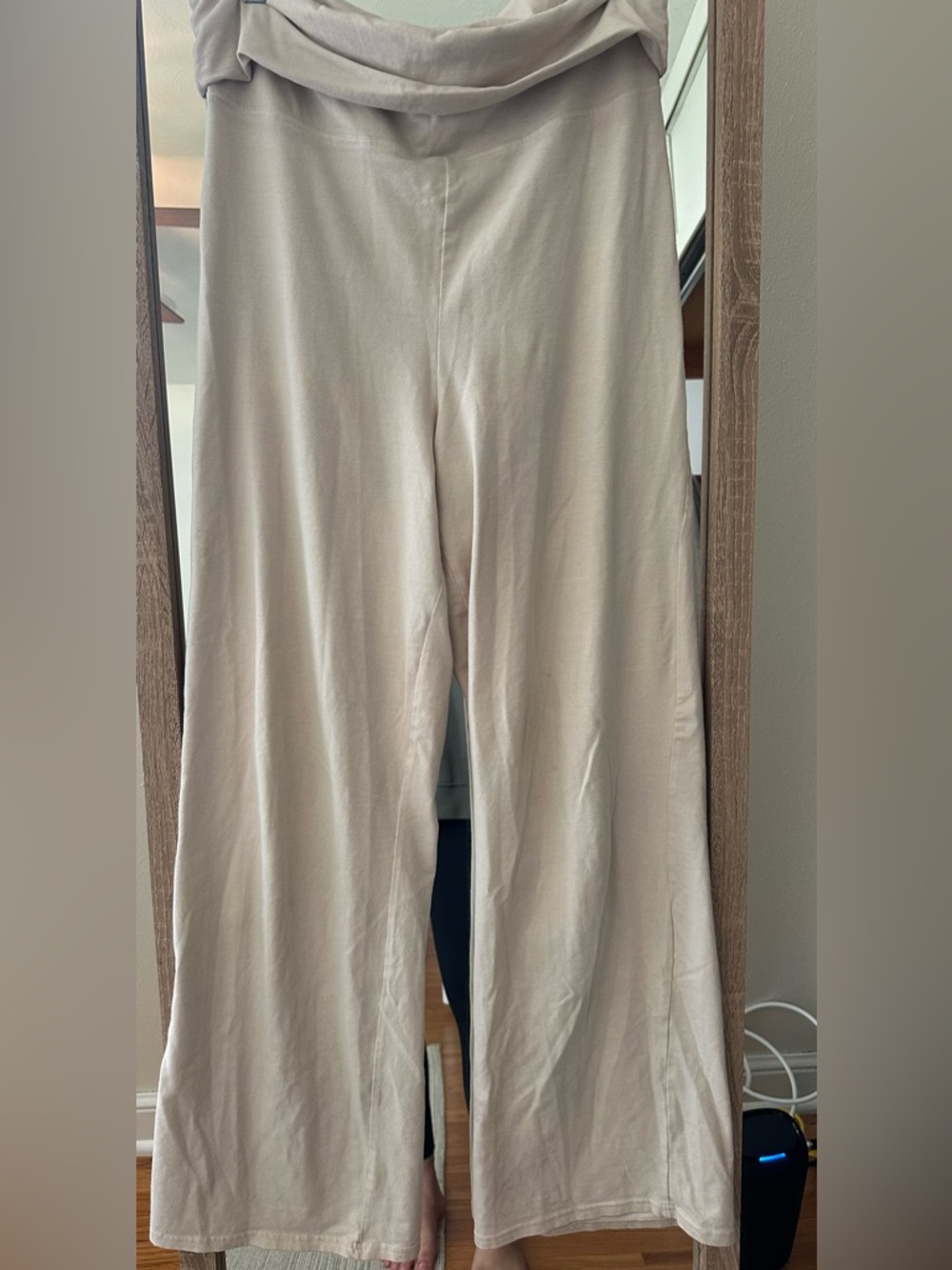 Divided Cream Wide-Leg Lounge Pants - Picture 5 of 12